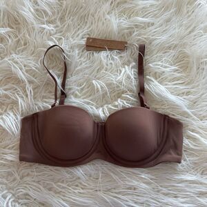 Skims Fits Everybody Strapless Bra Jasper Size 36A